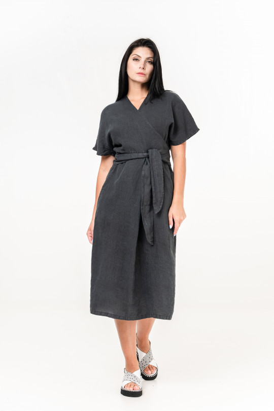 Women dress made of natural linen with pockets, belt, short sleeves - 8061/grafit