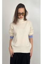 Cathryne loose fit jumper made from high quality Italian yarn - 100% wool /white