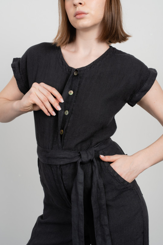 Women linen jumpsuit with short sleeves, pockets, buttons - 8070/grafit